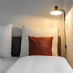 Global Living I Markplatz