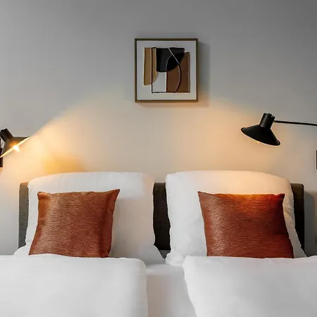 Global Living I Markplatz Jena