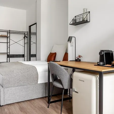 Апарт-отель Global Living I Markplatz 3*