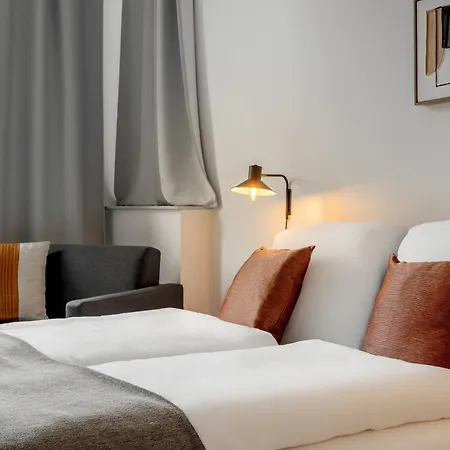Global Living I Markplatz 3*