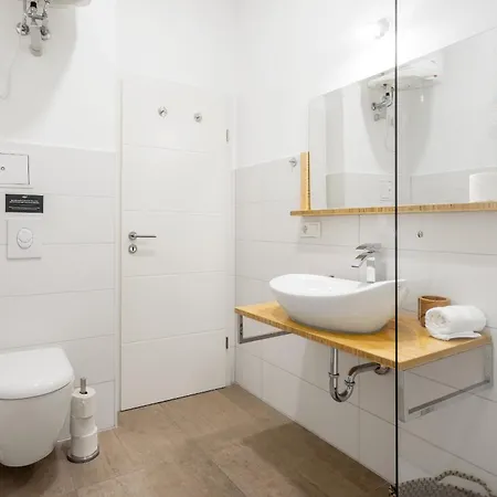 Apart Otel Global Living I Markplatz 3*