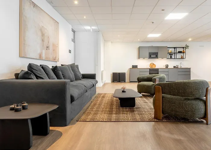 Global Living I Markplatz Jena