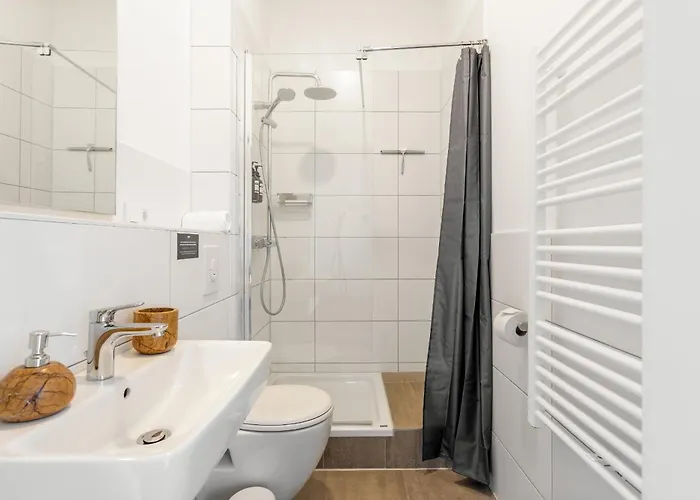 Global Living I Markplatz