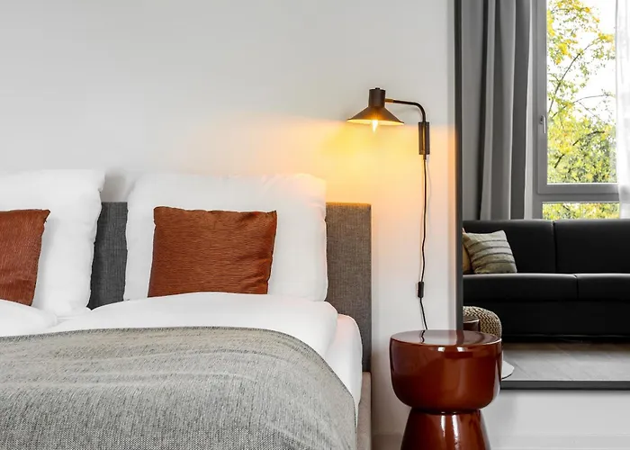 Global Living I Markplatz 3*